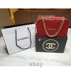 Authentic Chanel Limited Edition Holiday 2020 Metallic Red Clutch Bag with Chain