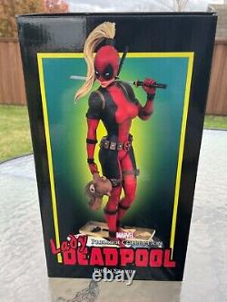 Marvel Lady Deadpool Premiere Collection Limited Edition Resin Statue 811 of 3k