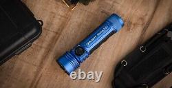 Olight Seeker 3 Pro Limited Edition Blue 4200 Lumen IPX8 Magnetic Charging (b)