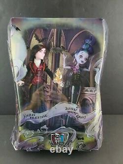 SDCC 2015 Monster High Kieran Valentine & Djinni Whisp Grant 2 Pack Exclusive LE